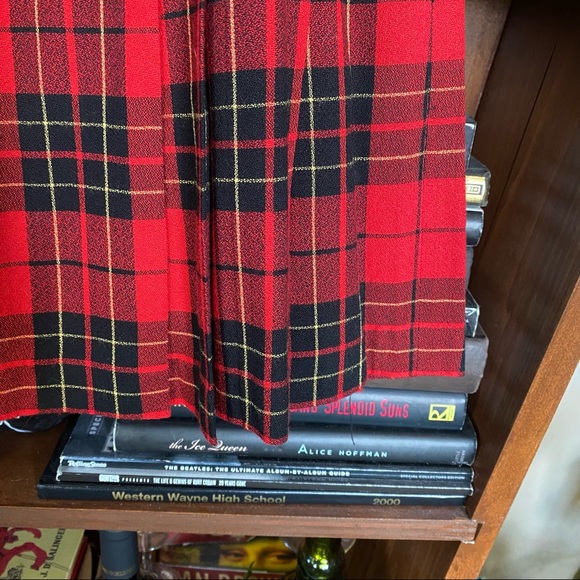Vintage Donna Morgan for Maggie Red Plaid Pleated Skirt size 8 - Picture 4 of 7